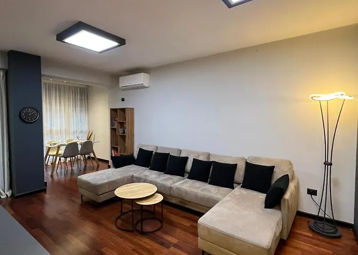 Ada's Delijorgji Appartement *